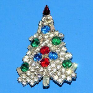 Vintage Rhinestone Christmas Tree Brooch Pin Prong Set Silver Tone Holiday Xmas